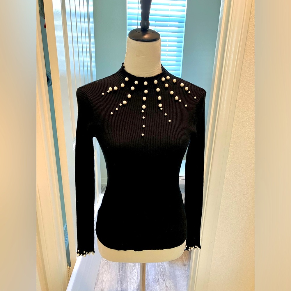 Black rib knit top/shirt/sweater with pearl collar and sleeve detail